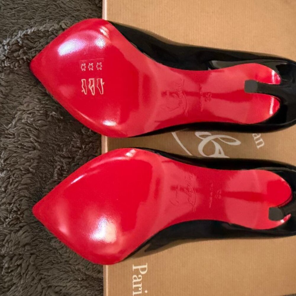 Christian Louboutin Hot Chick 100 Pumps • Black Patent • Size 35 • New in Box - Picture 6 of 9